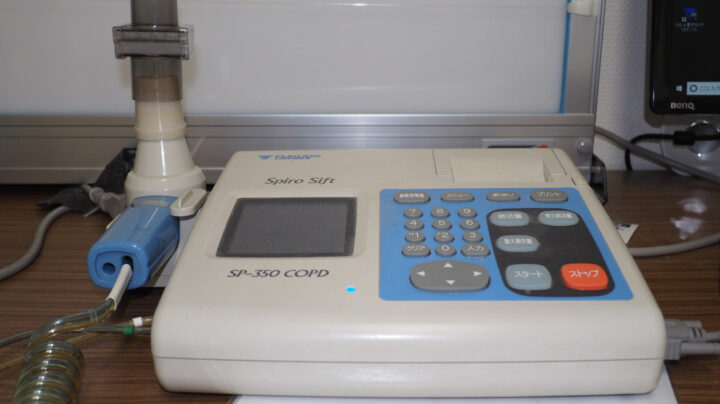 肺機能検査装置（スパイロメータ）